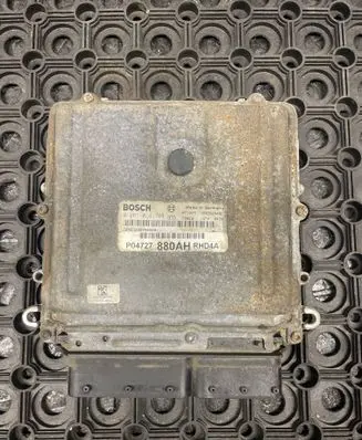 Chrysler Grand Voyager V Engine control unit/module 1039S24487 0281014788 P04727880AH