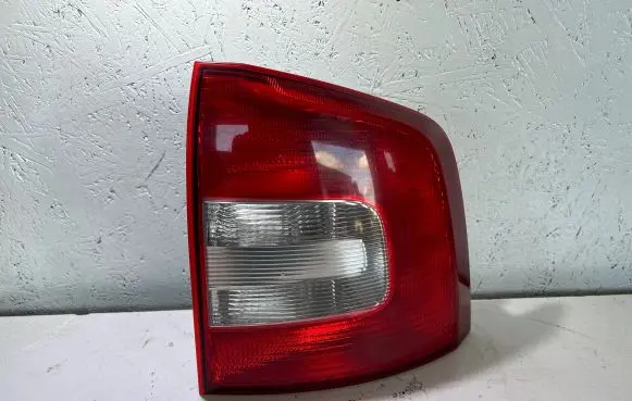Skoda Octavia Mk2 (1Z) Rear/tail lights 1Z9945258 27592202