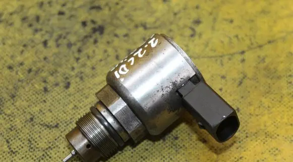 Fuel pressure sensor