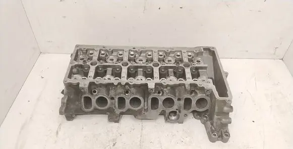 BMW 3 E90 E91 Engine head 7797678