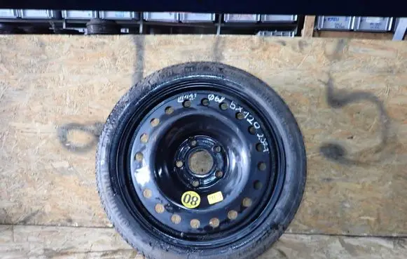 Opel Insignia A R17 spare wheel