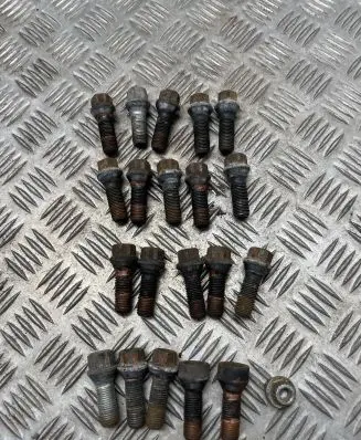 BMW 7 E65 E66 Nuts/bolts 