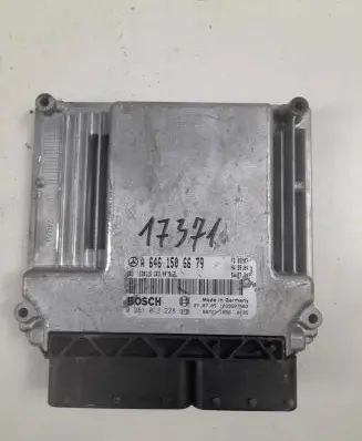 Mercedes-Benz C W203 Engine control unit/module 0281012228 a6461506679