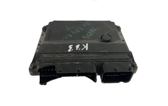 Toyota Yaris Engine control unit/module 896610DB00 MB2753004332