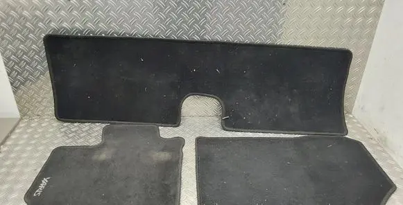 Toyota Yaris Car floor mat set PZ410B035A