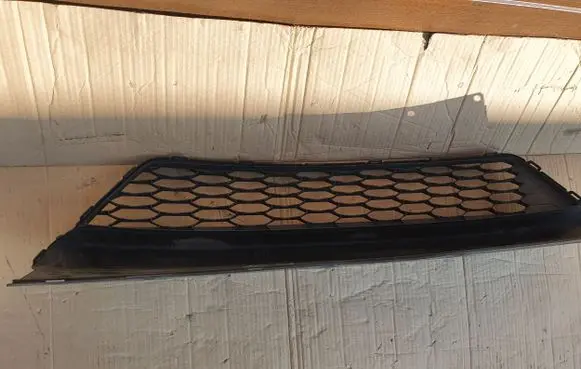 Honda Jazz Front bumper lower grill 71102TARG0 71102TARGO