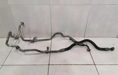 Mercedes-Benz S W221 Engine coolant pipe/hose A2751804430