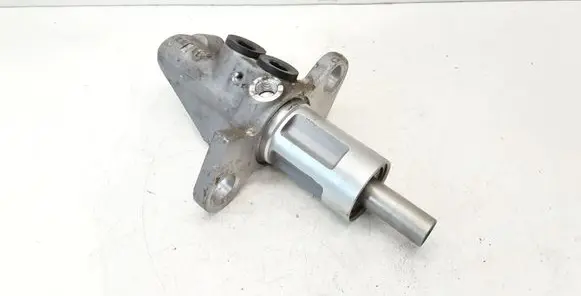 Audi A3 S3 8P Master brake cylinder