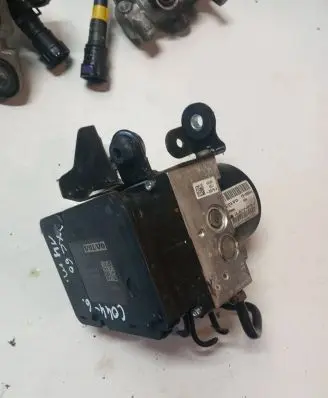 Volvo S60 ABS Pump 31400101 13W50