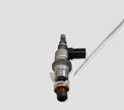 Nissan Qashqai AdBlue injector 766475