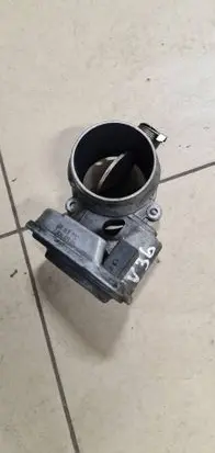 BMW 5 E60 E61 Throttle valve 7804373 B81631132