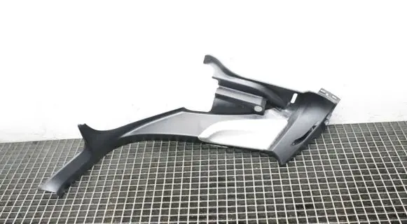 Tesla Model S (C) pillar trim