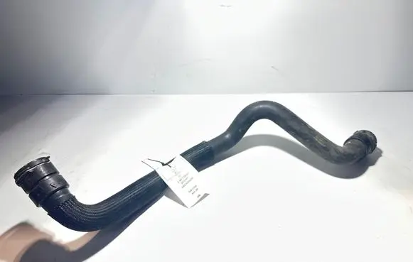 Volvo XC60 Engine coolant pipe/hose 8G918286CC