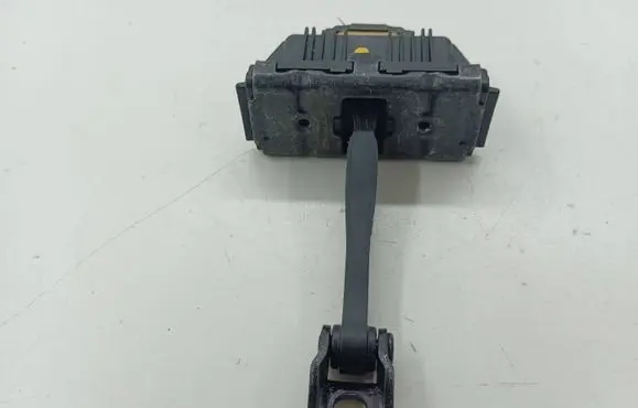 BMW X5 E70 Rear door check strap stopper 7141033