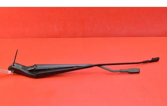 Front wiper blade arm
