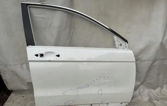 Honda CR-V Front door