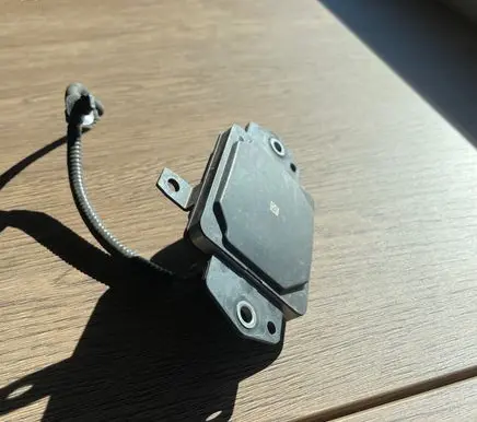 Toyota RAV 4 (XA50) Distronic sensor radar 8821042010 4135AARS5B