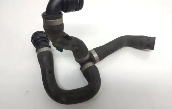 BMW 1 E81 E87 Engine coolant pipe/hose 8377702 11538377702 6922944