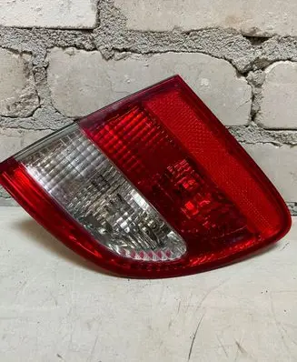 Mercedes-Benz E W211 Tailgate rear/tail lights A2118201464
