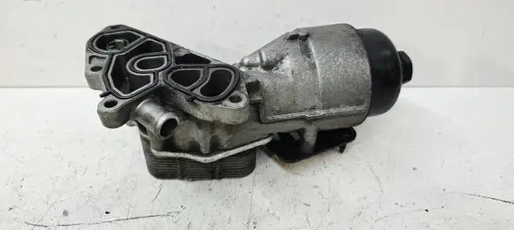 Volvo V40 Oil filter mounting bracket 30711522 31321630