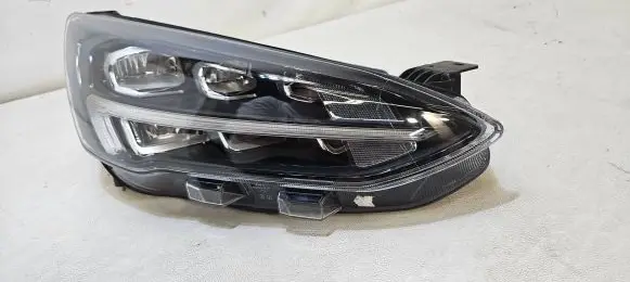 Ford Focus Headlight/headlamp JX7B-13E014-CE