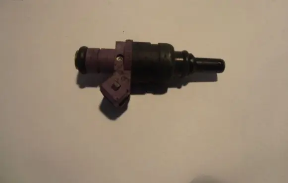 Mercedes-Benz C W203 Fuel injector