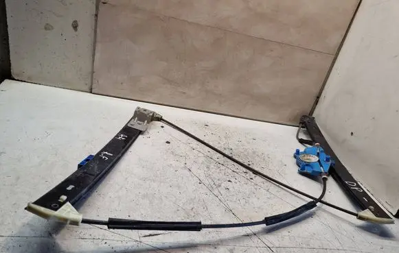 Audi A4 S4 B6 8E 8H Front window lifting mechanism without motor 8E0837462