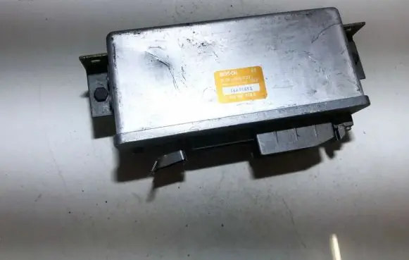 Audi 100 S4 C4 ABS control unit/module 0265100037 443907379c