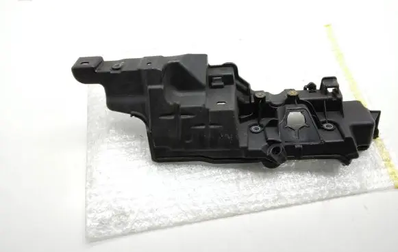 Nissan Qashqai Other engine bay part 175B15400R 175B17398R 17BB1122R