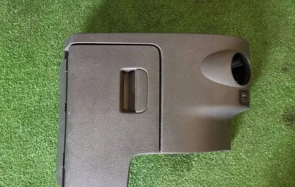 Dashboard lower bottom trim panel