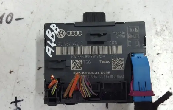 Audi A4 S4 B8 8K Door control unit/module 8K0959792C