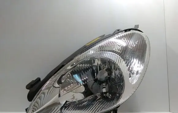 Citroen Xsara Picasso Headlight/headlamp 9631500180