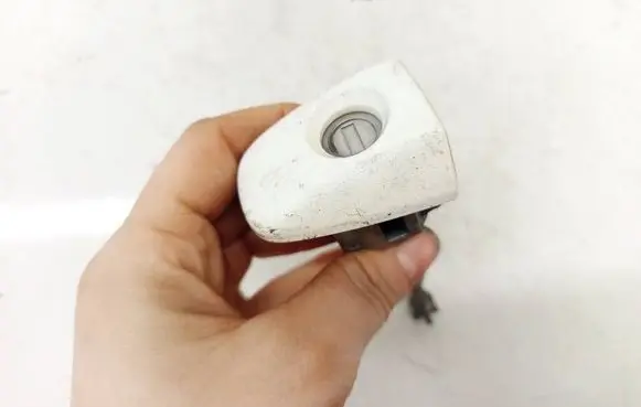 Toyota Avensis T270 Front door lock (next to the handle) N0503583