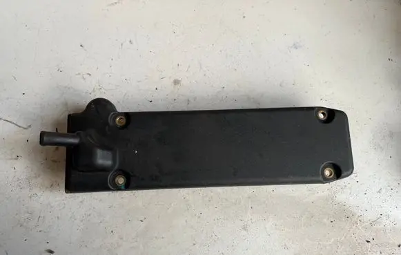 Chevrolet Spark Rocker cam cover 96817970