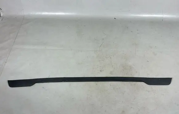 Volkswagen Touareg II Front bumper lip 7P6807110B