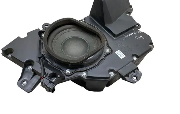 KIA Sorento Subwoofer speaker 963802P200