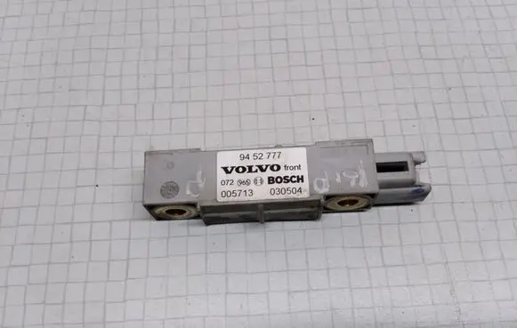 Volvo V70 Airbag deployment crash/impact sensor 9452777 005713 030504