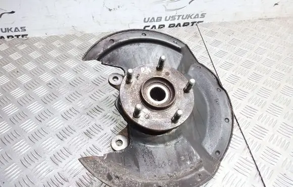 Honda Civic Front wheel hub spindle knuckle