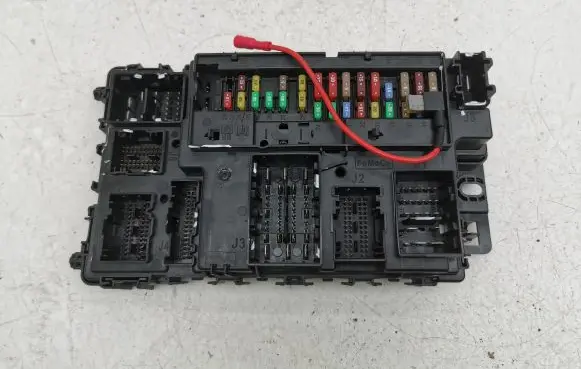 Ford Galaxy Fuse module HU5T15604CFE A2C758705030000