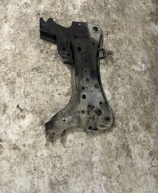 Nissan NV200 Front subframe