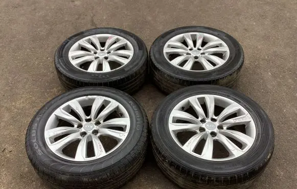 KIA Sorento R18 alloy rim 529102P180 529101U180