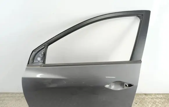 Hyundai ix35 Front door ZAR9P