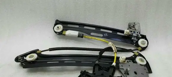 Mercedes-Benz CLS C218 X218 Rear window lifting mechanism without motor A2187300479