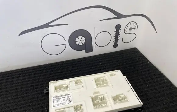 Mercedes-Benz GLE (W166 - C292) SAM control unit A1669001716 A1669010703 A1569021400