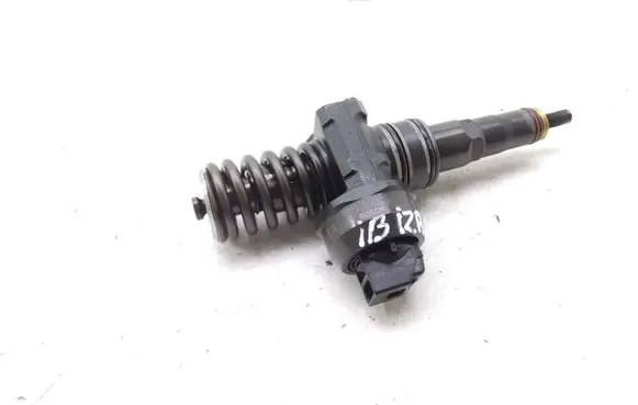 Seat Ibiza III (6L) Fuel injector 038130073AG