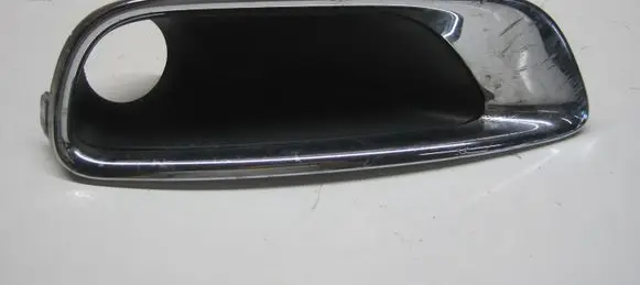Jeep Grand Cherokee Front fog light trim/grill 68143087AB