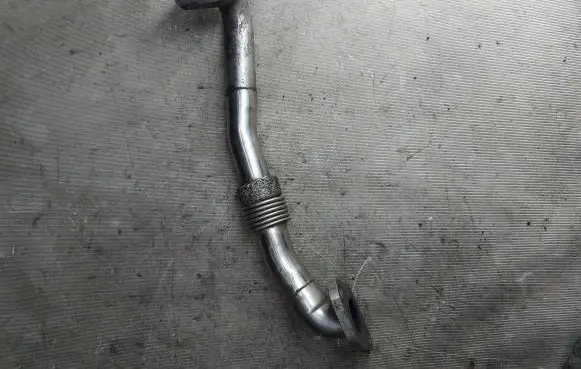 Ford Galaxy EGR valve line/pipe/hose 038131521AE