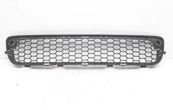 Volvo V70 Front bumper lower grill 30678421 30744113