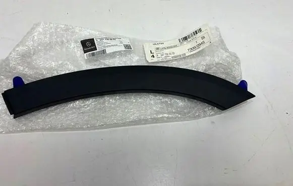 Mercedes-Benz GLA H247 Rear arch trim A2477300002