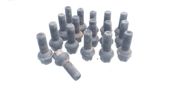 Volkswagen Transporter - Caravelle T4 Nuts/bolts 